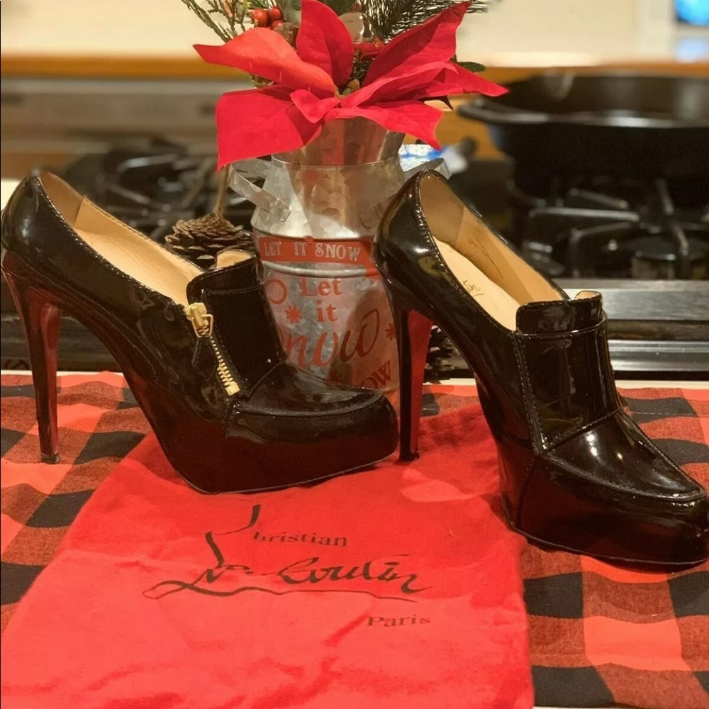 Red bottoms
